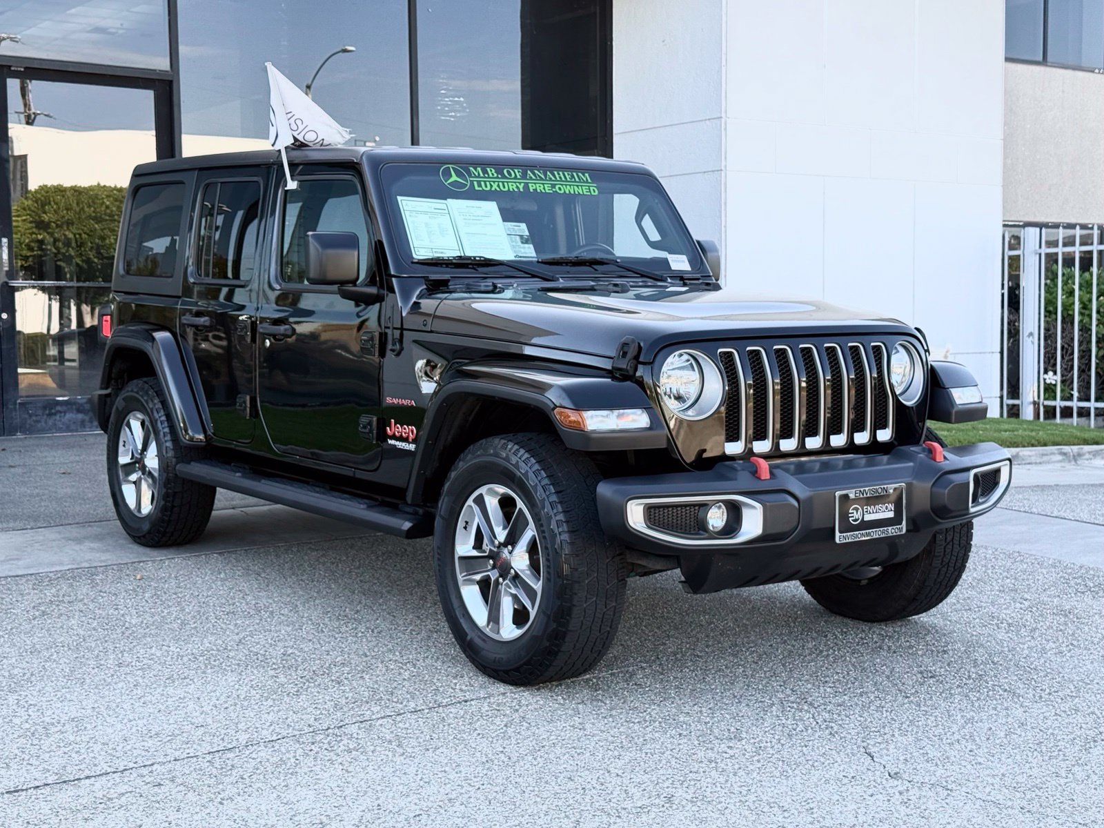 Used 2021 Jeep Wrangler Unlimited Sahara AWD/4WD image 8