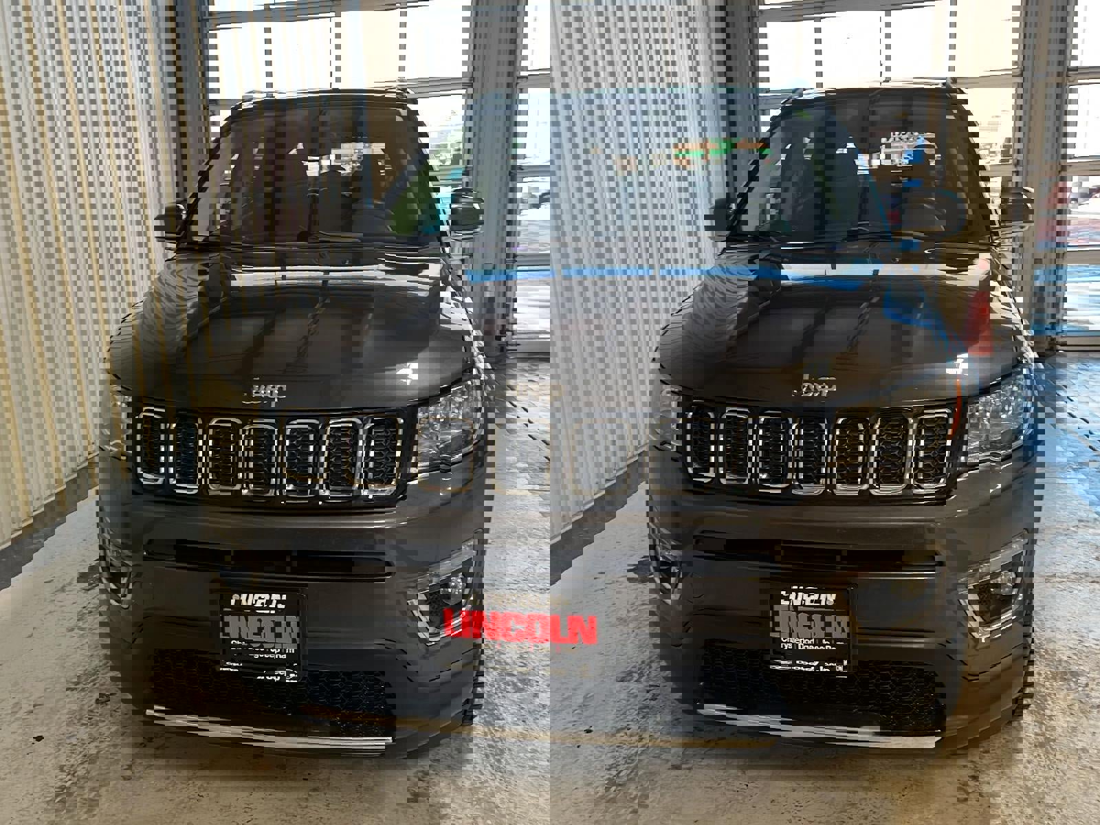 Used 2019 Jeep Compass Limited image 7