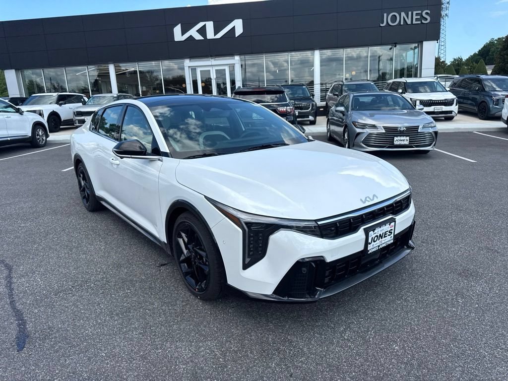 New 2026 Kia K4 GT-Line Turbo FWD image 2
