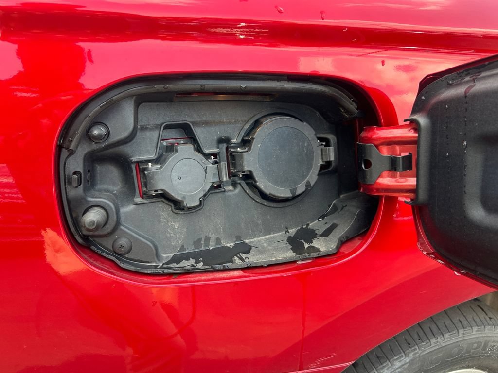 Used 2022 Mitsubishi Outlander LE AWD/4WD image 18