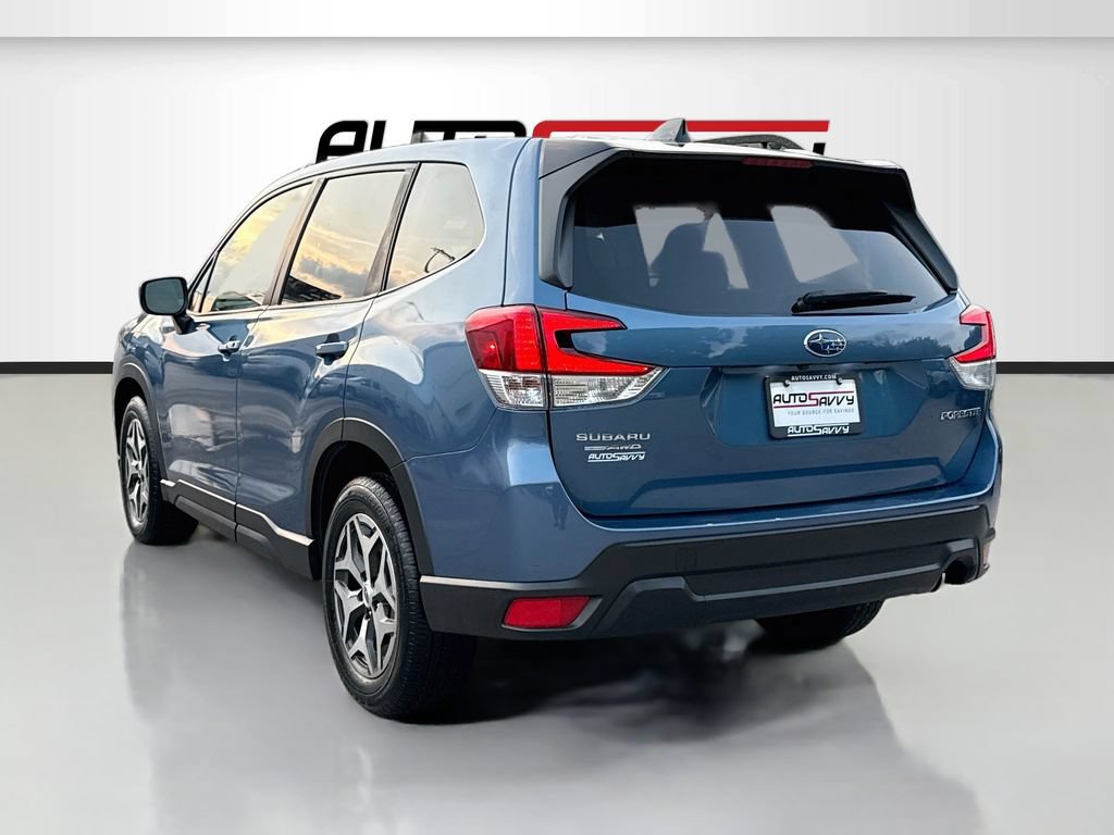 Used 2024 Subaru Forester Premium AWD/4WD image 5