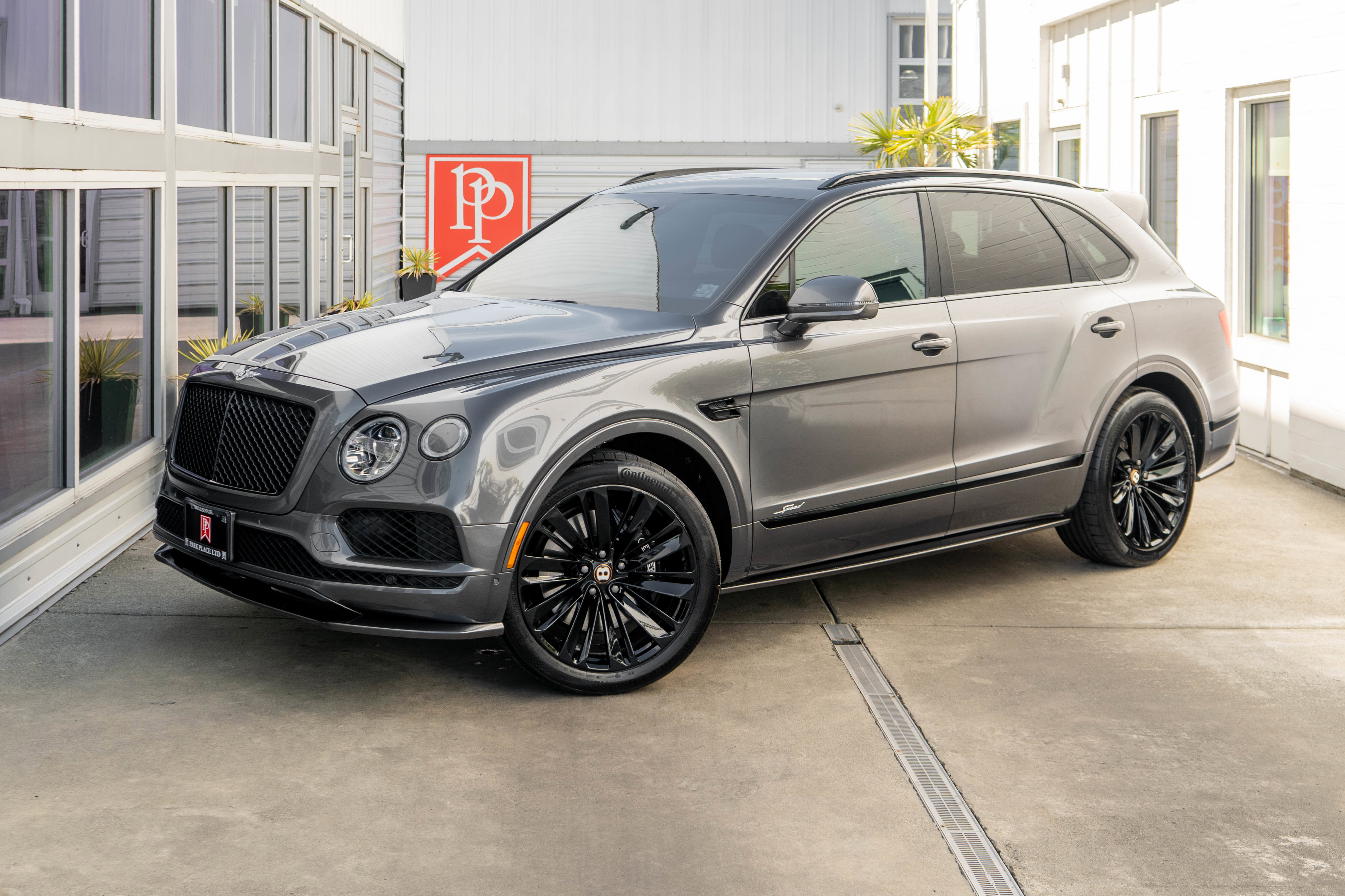 Used 2020 Bentley Bentayga Speed AWD/4WD image 2