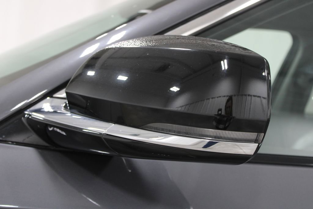 Used 2023 Jeep Grand Cherokee L Limited image 16