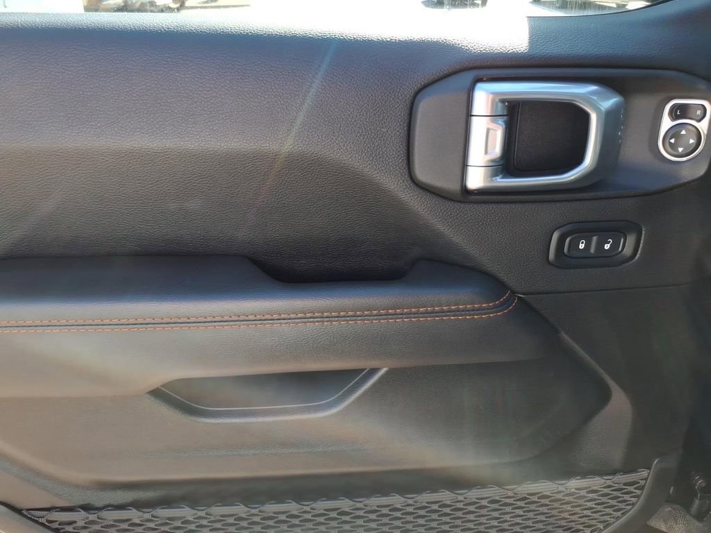 Used 2021 Jeep Gladiator Mojave image 15