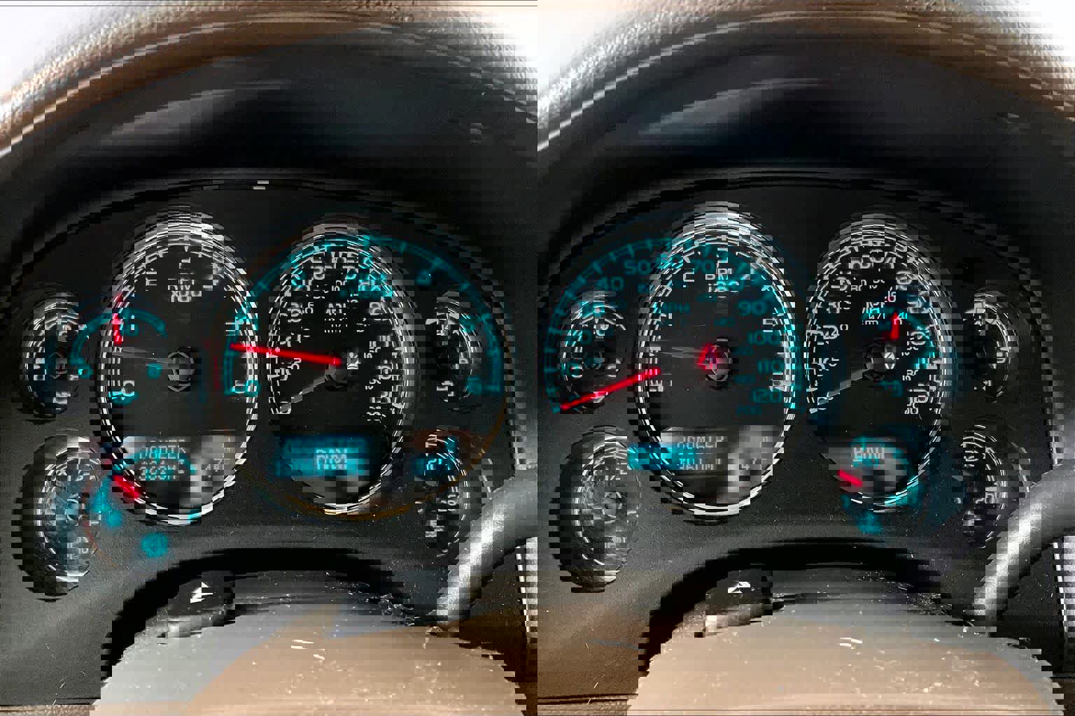 Used 2013 Chevrolet Tahoe LTZ image 24