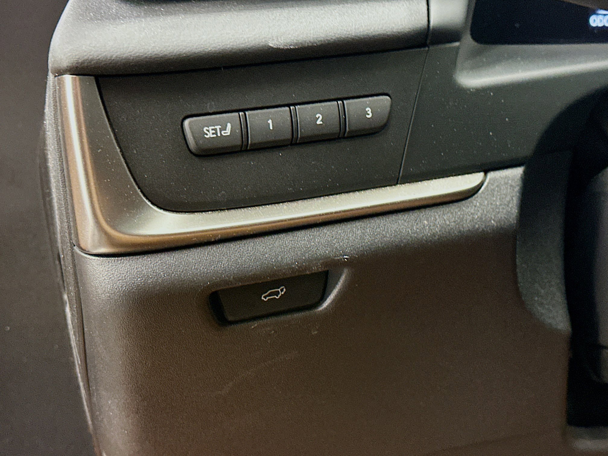 Used 2023 Lexus RZ 450e Premium w/ Accessory Package (Z1) image 17