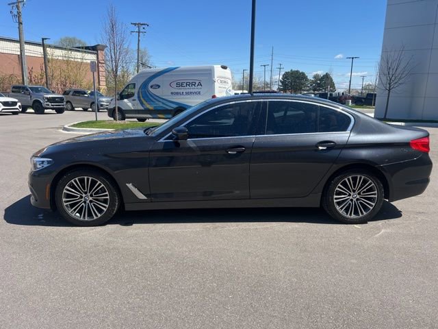Used 2019 BMW 530i xDrive w/ Convenience Package AWD/4WD image 8