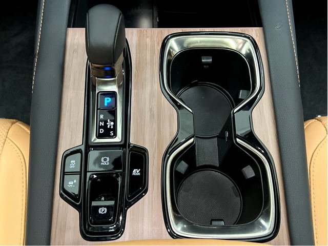 Certified 2025 Lexus RX 350h AWD/4WD image 32