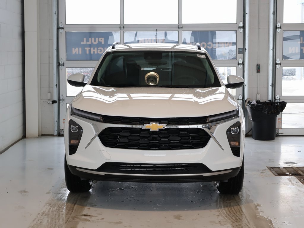New 2026 Chevrolet Trax LT w/ Driver Confidence Package image 5