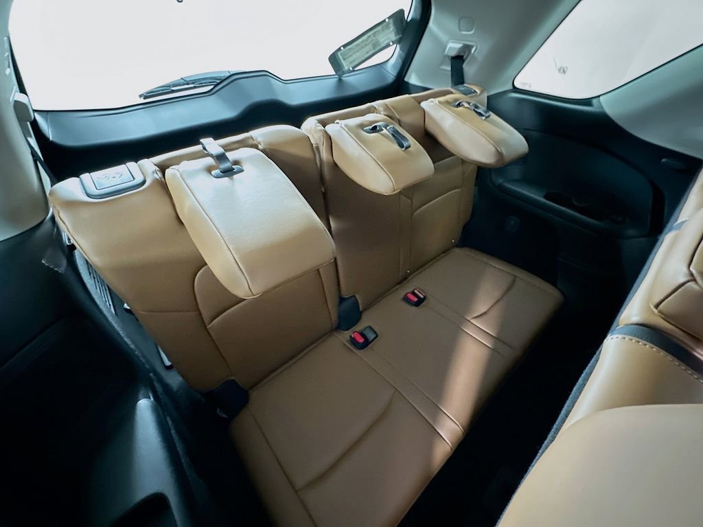 New 2025 Nissan Pathfinder Platinum w/ Cargo Package image 41