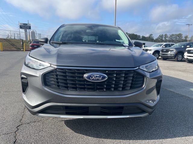 New 2026 Ford Escape Active FWD image 2
