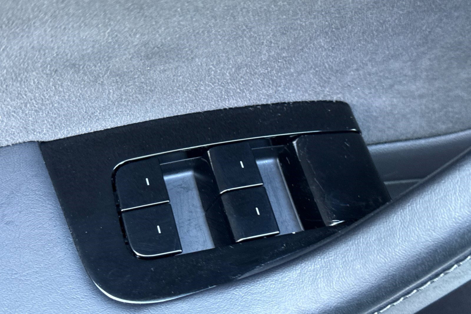 Used 2019 Tesla Model 3 Standard Range image 13