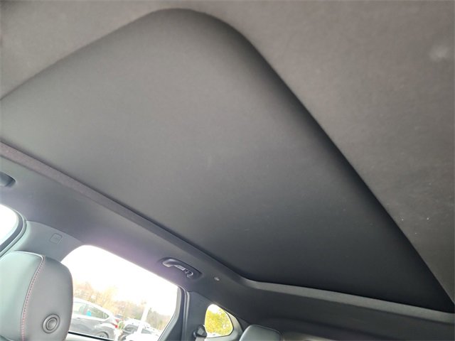 Used 2021 Chevrolet Blazer RS w/ Enhanced Convenience Package image 30