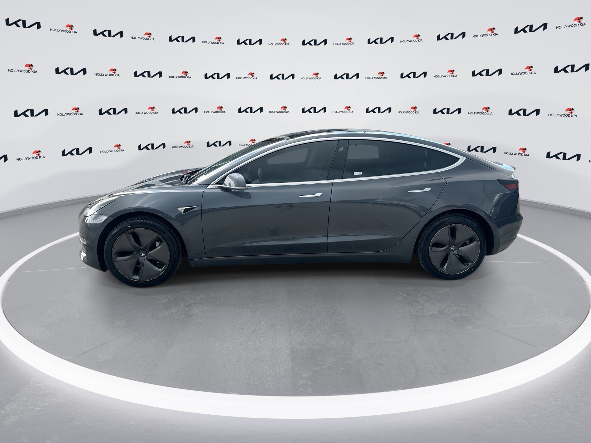 Used 2019 Tesla Model 3 Long Range RWD image 5