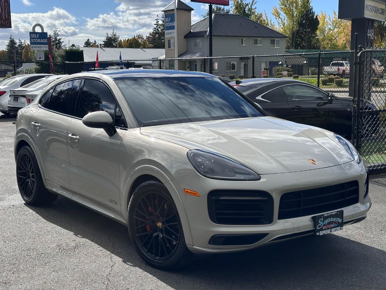 Used 2021 Porsche Cayenne GTS AWD/4WD image 27