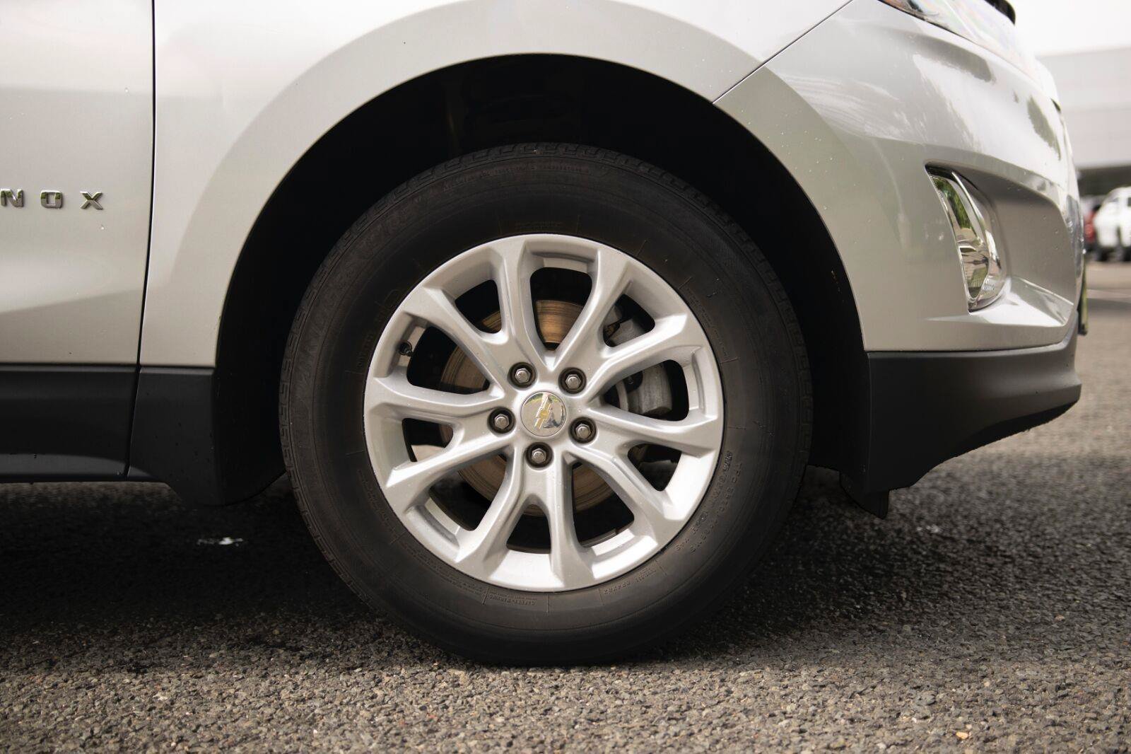 Used 2020 Chevrolet Equinox LT AWD/4WD image 25