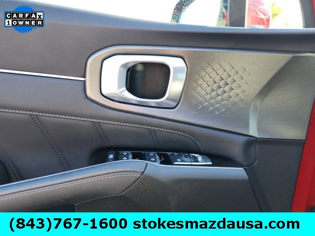 Used 2022 Kia Sorento SX w/ Panoramic Sunroof Package image 15