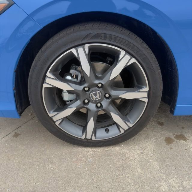 Certified 2026 Honda Civic Sport Touring image 9