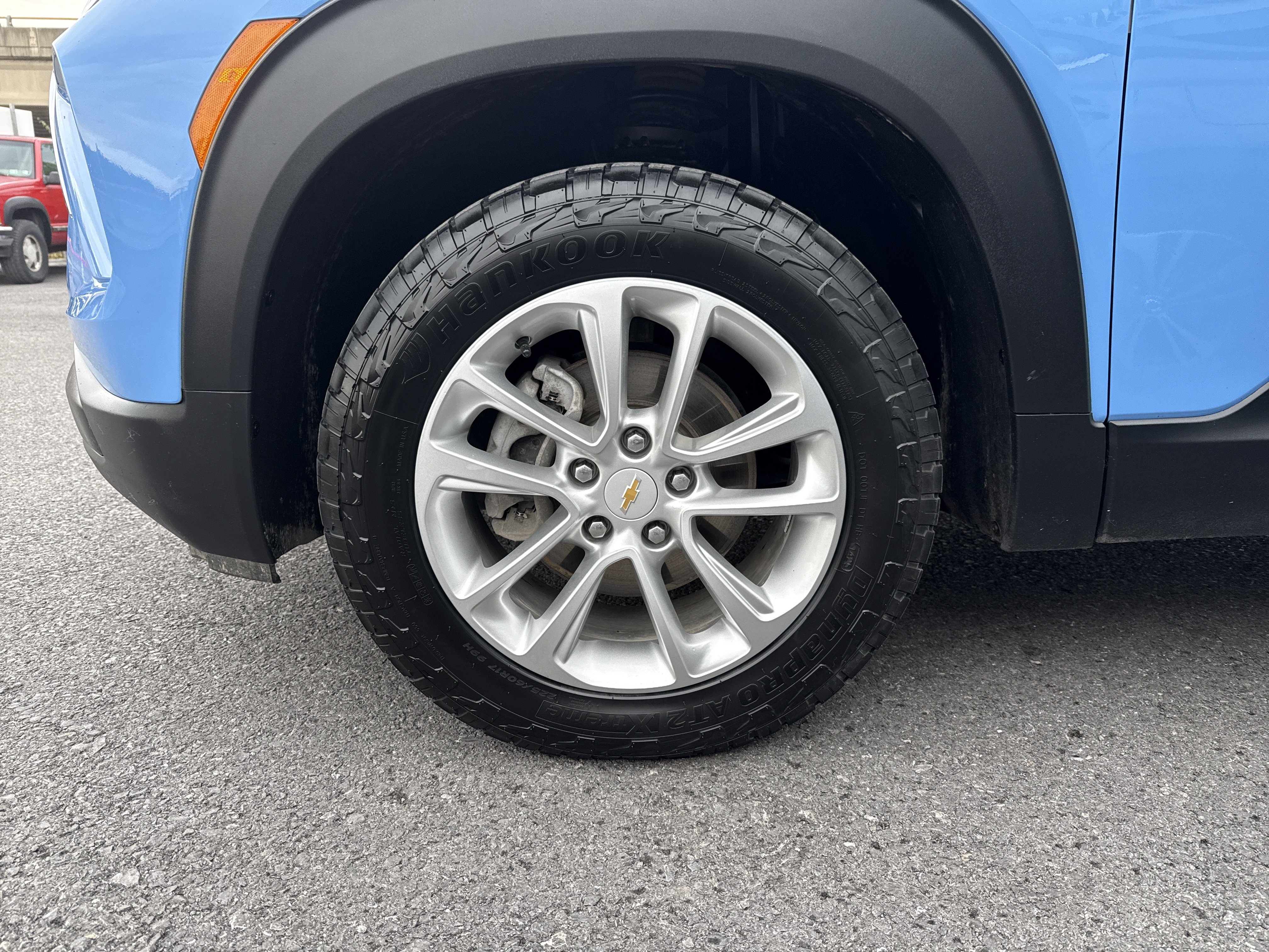 Used 2024 Chevrolet TrailBlazer LS w/ LS Convenience Package AWD/4WD image 10