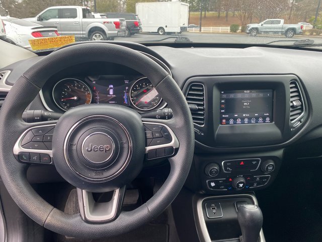 Used 2018 Jeep Compass Sport w/ Tech Group image 10