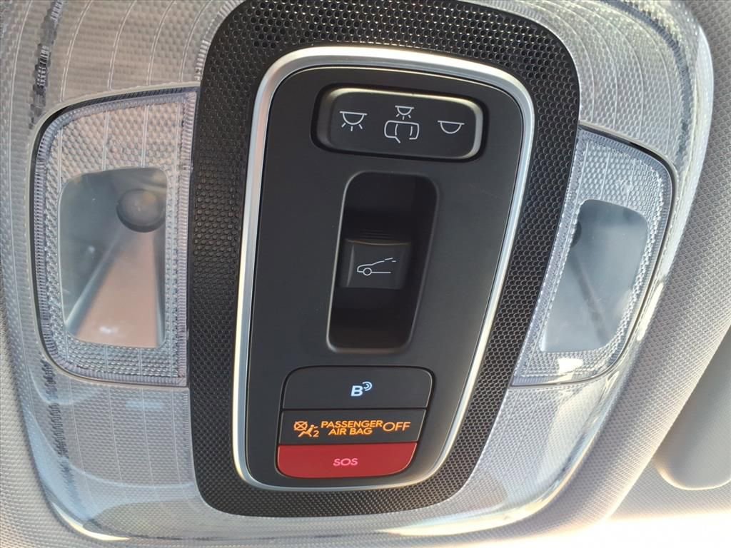 Used 2025 Hyundai Kona Limited image 27