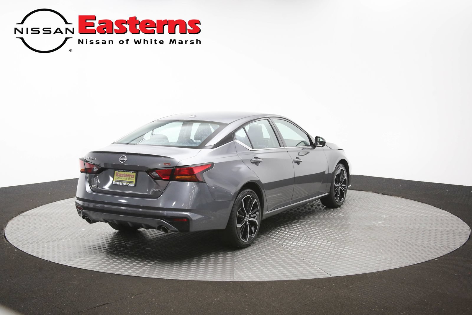 Used 2023 Nissan Altima 2.5 SR AWD/4WD image 39