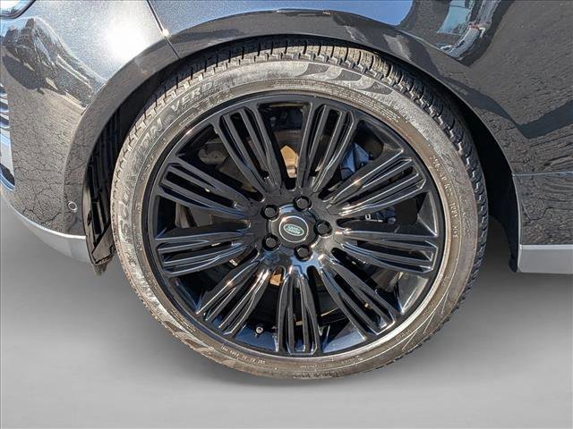 Used 2019 Land Rover Range Rover Supercharged image 23