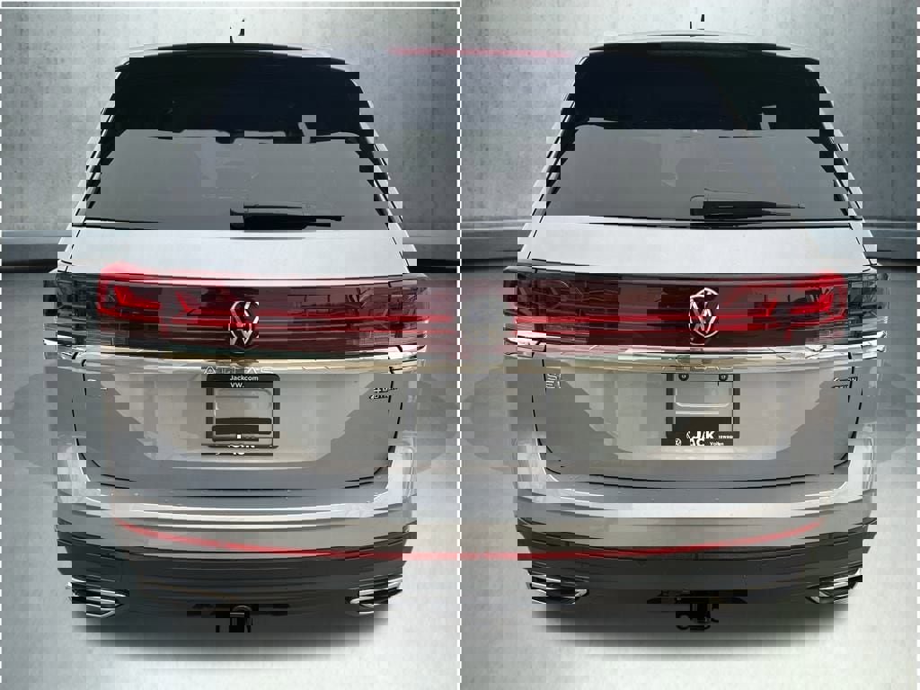 New 2026 Volkswagen Atlas SEL image 4
