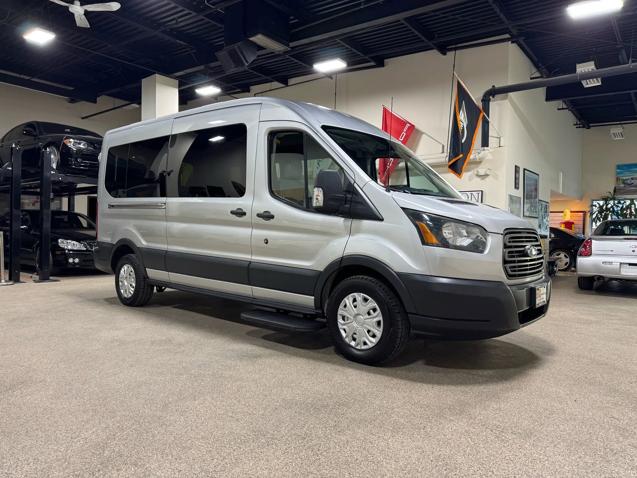 Used 2015 Ford Transit 350 148 Medium Roof image 4