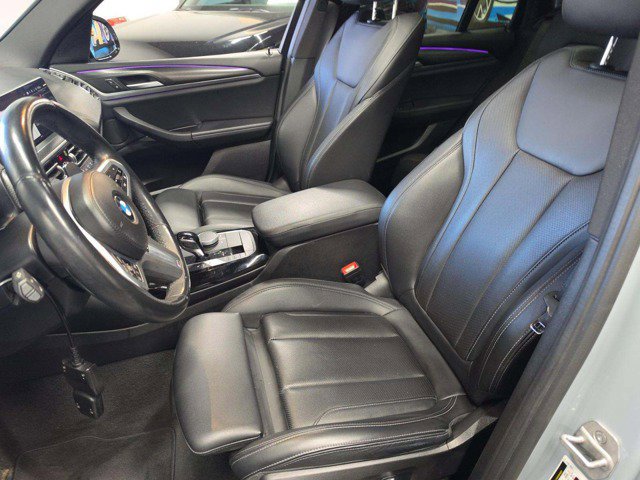 Used 2024 BMW X3 xDrive30i w/ M Sport Package AWD/4WD image 6