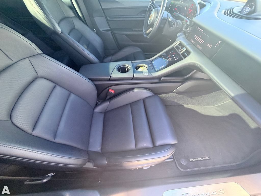 Used 2021 Porsche Taycan 4S AWD/4WD image 10