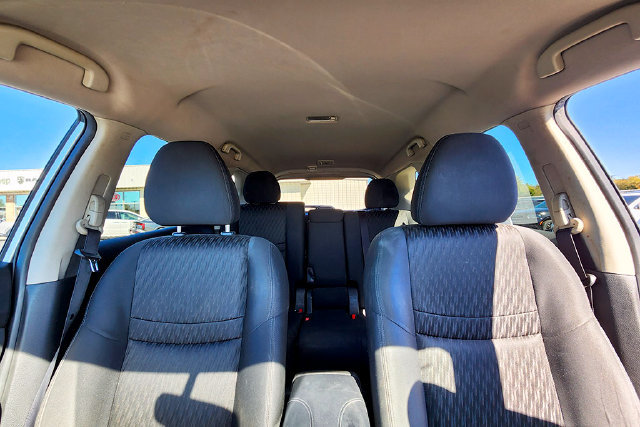 Used 2018 Nissan Rogue SV AWD/4WD image 17