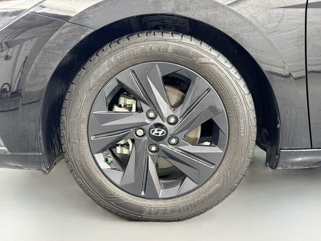 Used 2023 Hyundai Elantra SEL FWD image 30