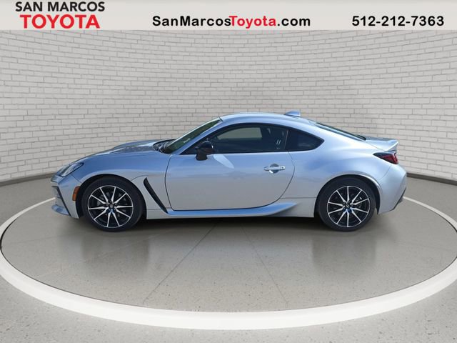 Used 2022 Toyota GR86 w/ ALL Weather Mat Package (TMS) image 8