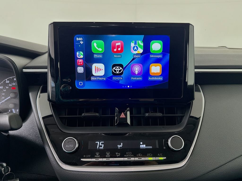 Used 2024 Toyota Corolla LE image 12