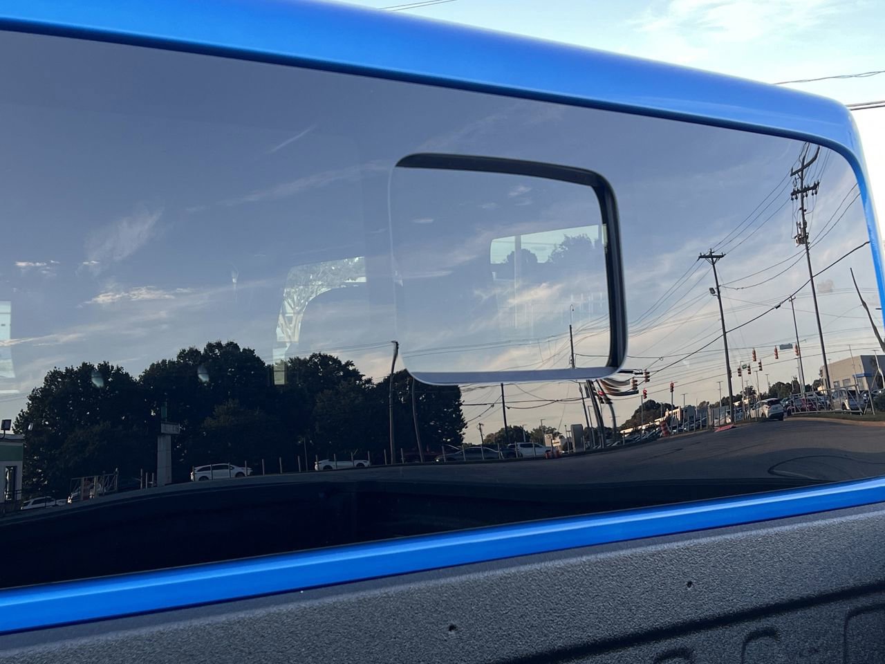 New 2025 Jeep Gladiator Sport image 23