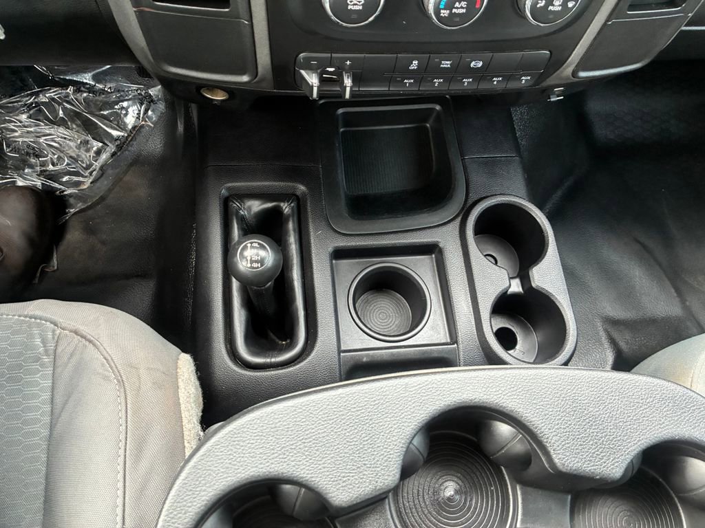 Used 2018 RAM 2500 Tradesman w/ Chrome Appearance Group AWD/4WD image 29