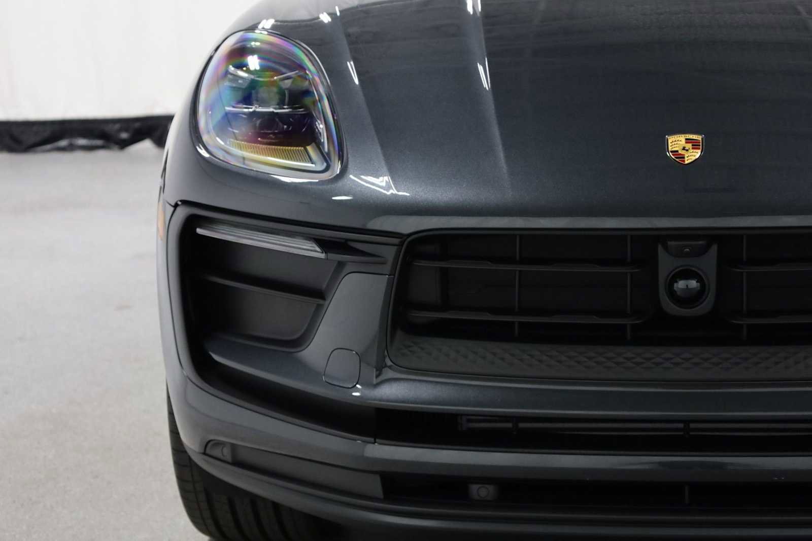 New 2026 Porsche Macan image 15