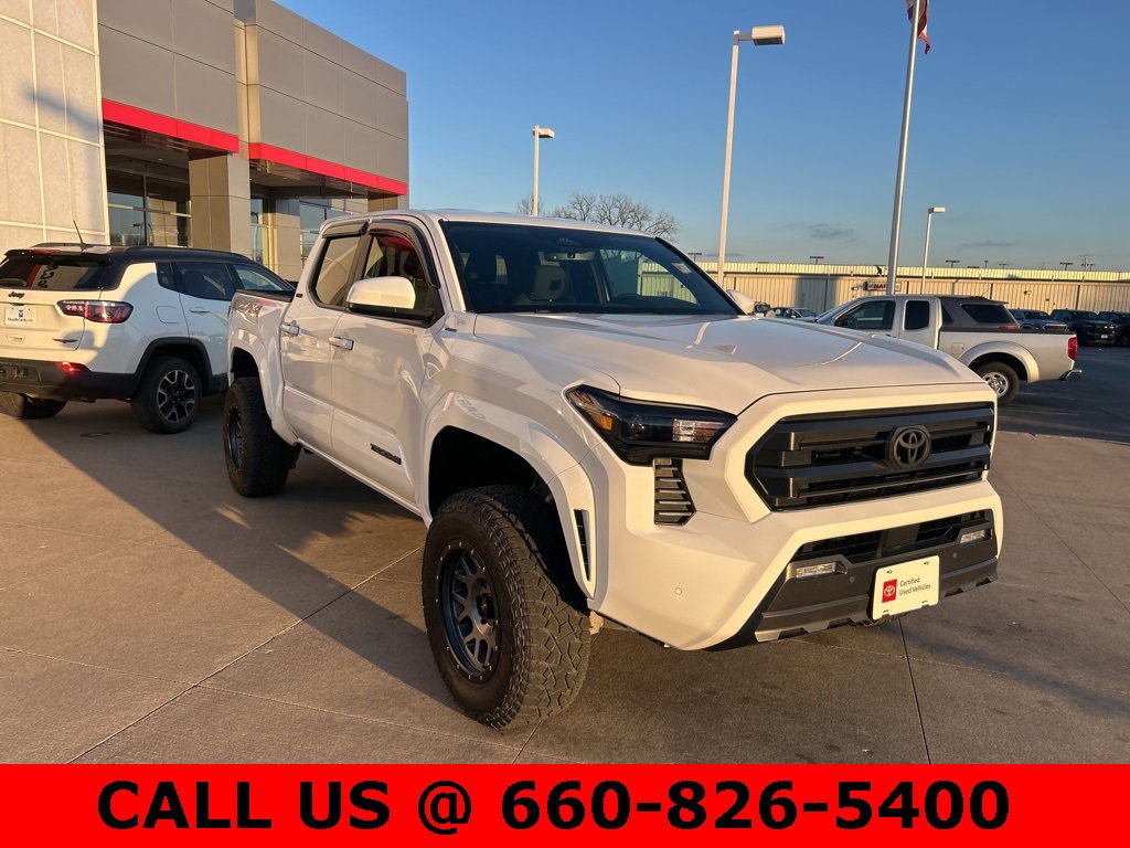 Certified 2024 Toyota Tacoma SR5 image 3