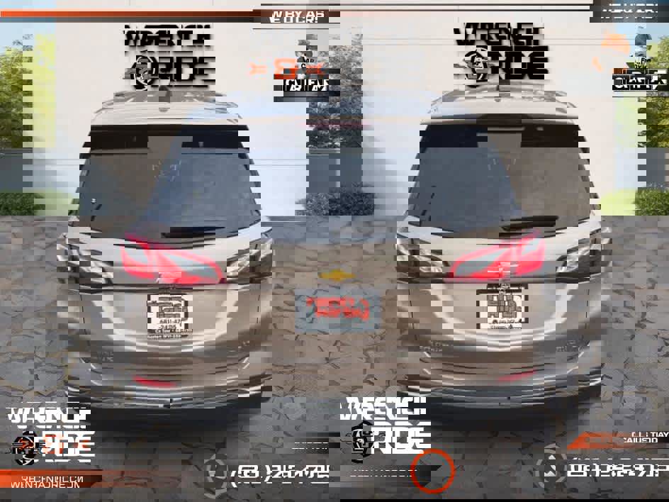 Used 2018 Chevrolet Equinox LT image 3