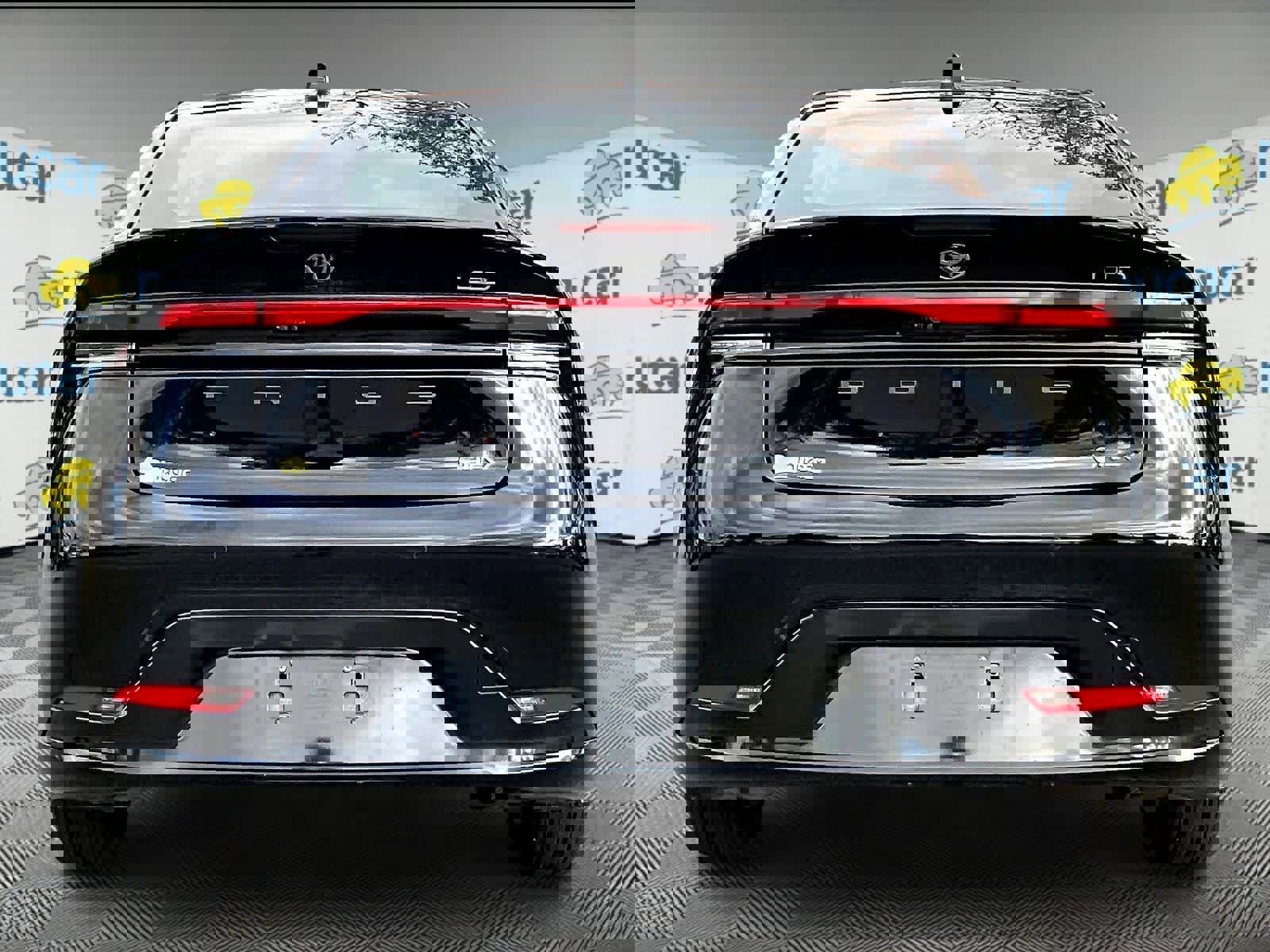 Used 2024 Toyota Prius Limited image 5