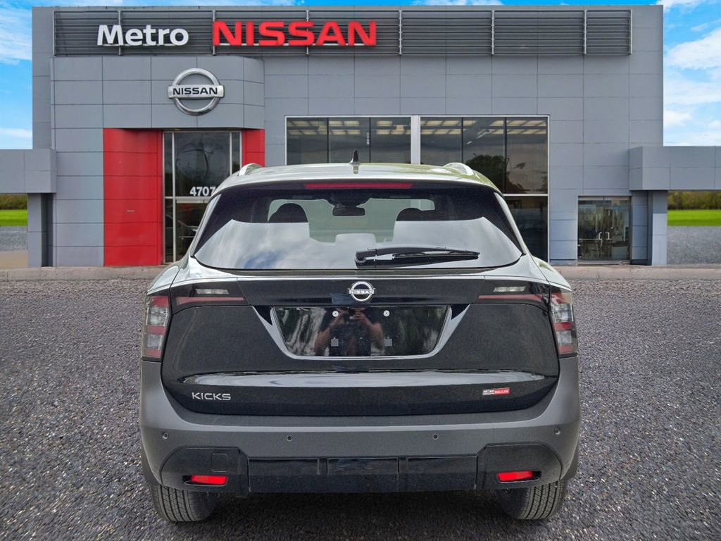 Certified 2026 Nissan Kicks SV image 5