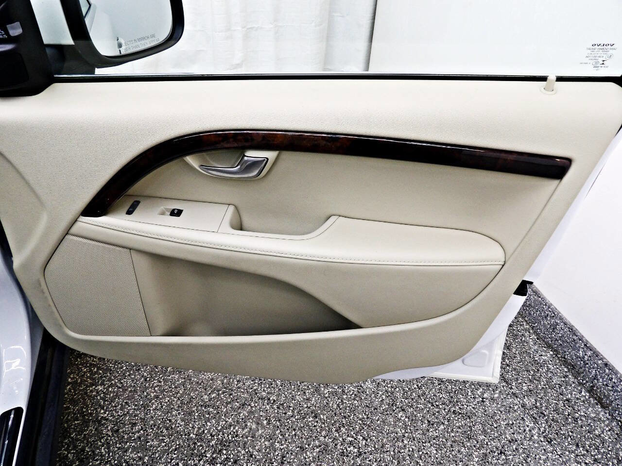 Used 2015 Volvo XC70 T5 Premier Plus image 11