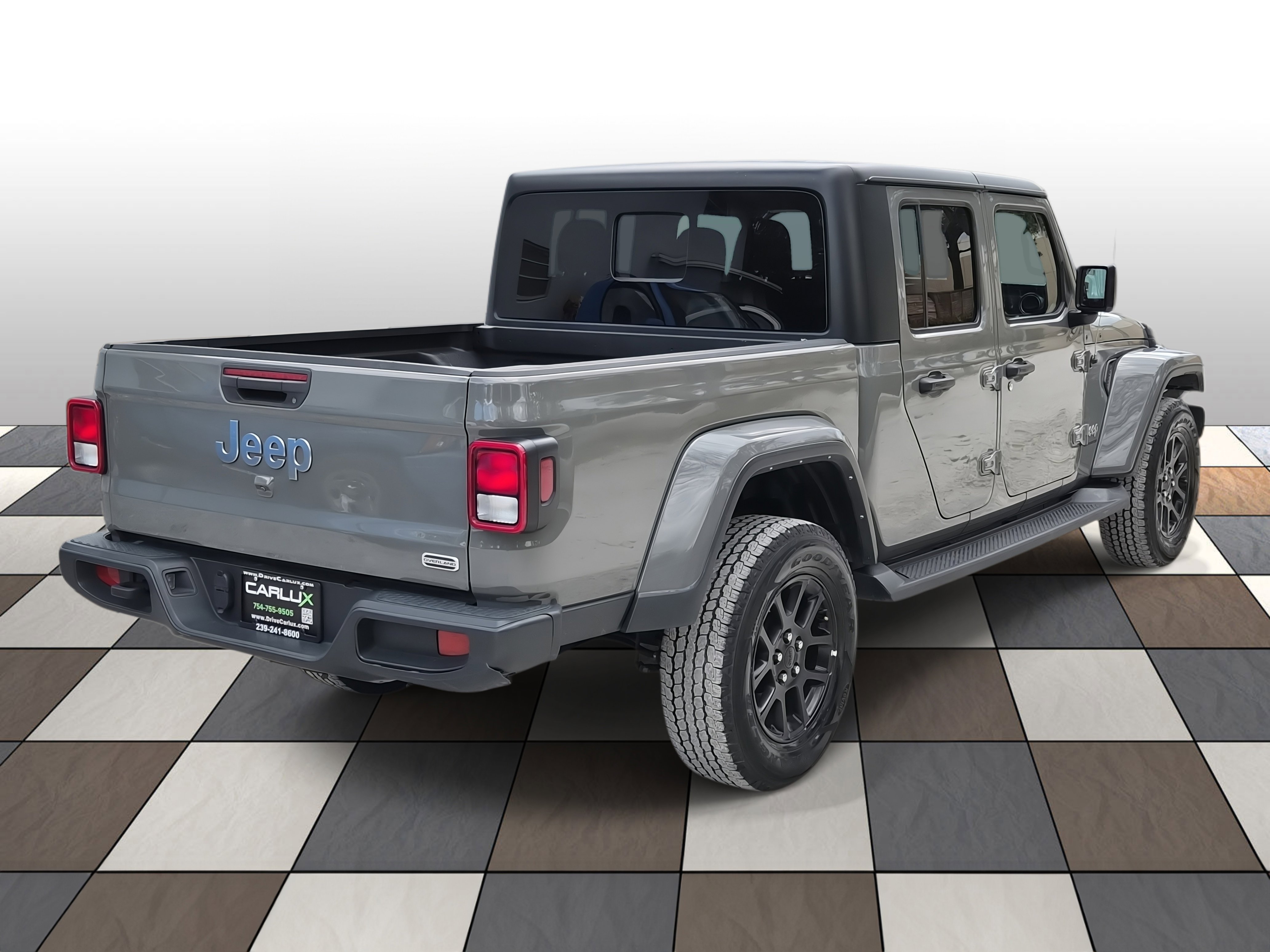 Used 2023 Jeep Gladiator Overland AWD/4WD image 4