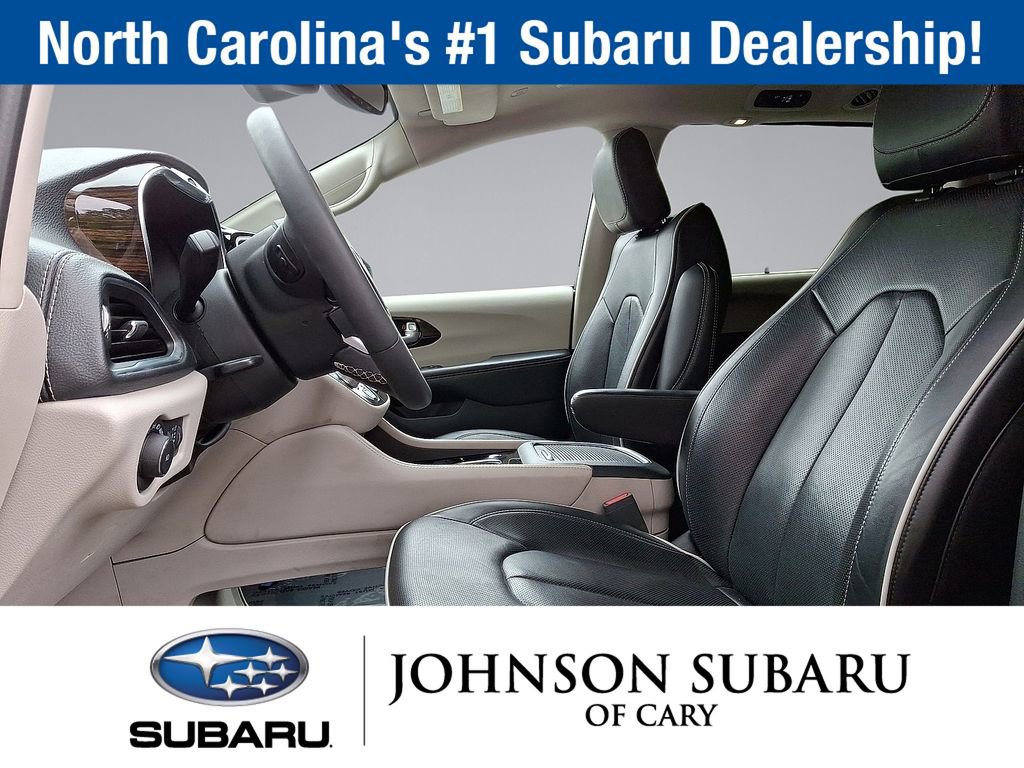 Used 2022 Chrysler Pacifica Limited FWD image 13