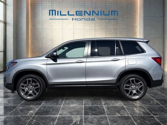 Certified 2023 Honda Passport EX-L image 2
