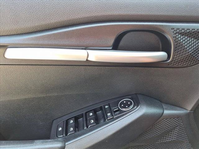 Used 2023 Kia Seltos LX AWD/4WD image 16