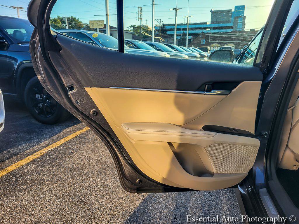 Used 2023 Toyota Camry XLE AWD/4WD image 21