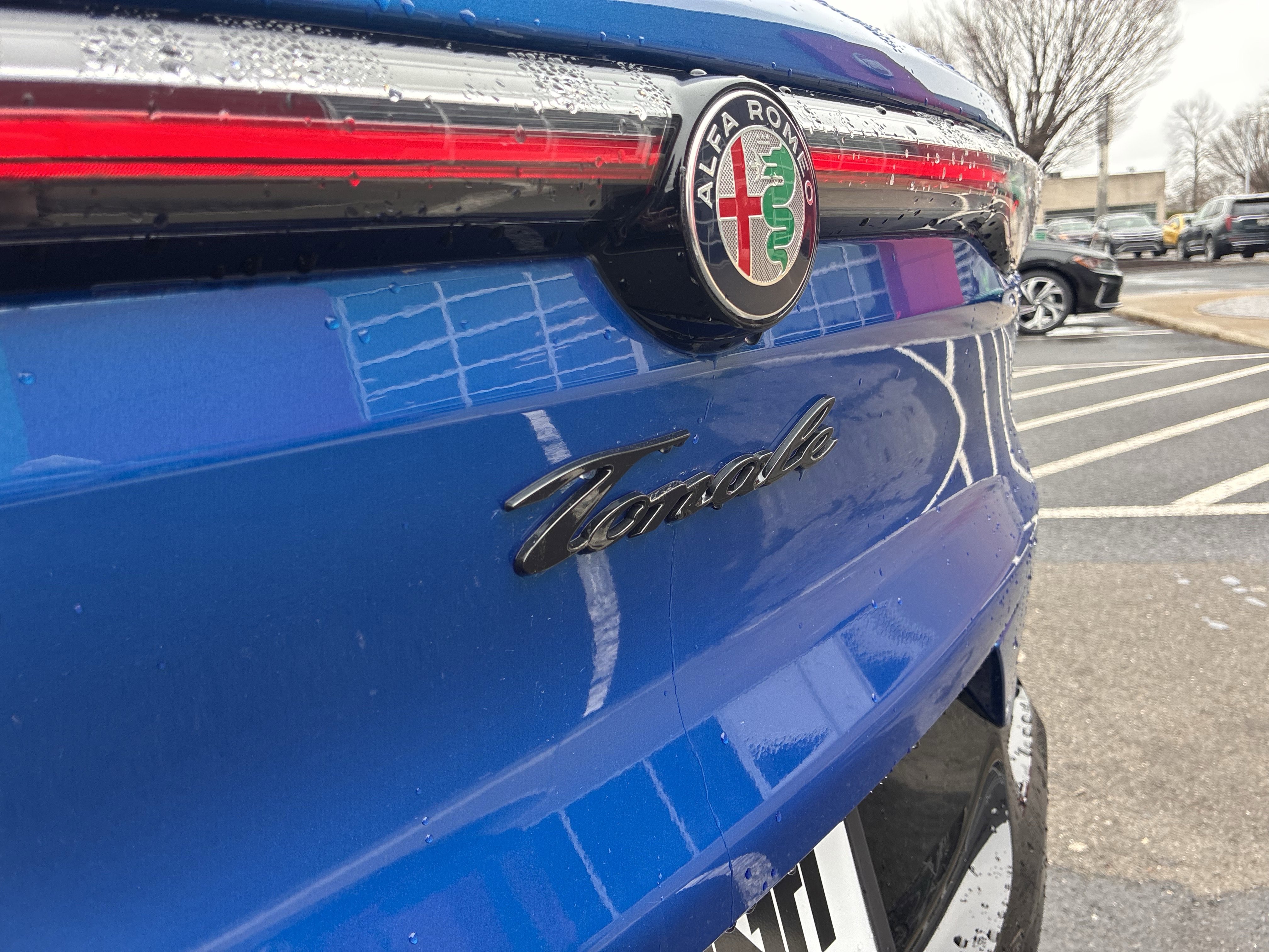 Certified 2024 Alfa Romeo Tonale Speciale image 12