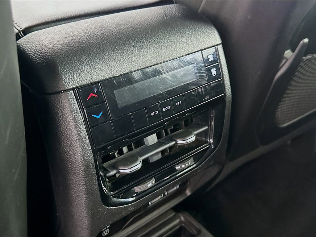 Certified 2022 Jeep Grand Cherokee L Laredo image 37